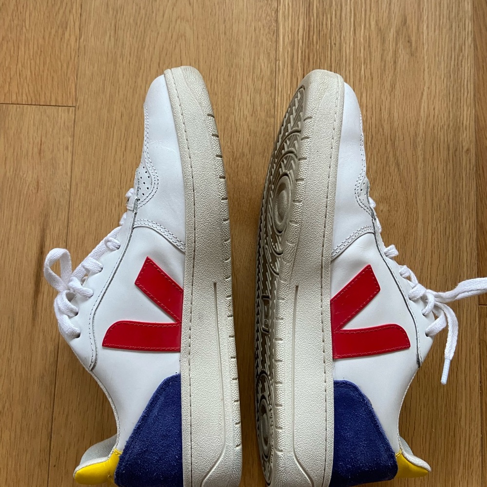 Men’s VEJA sneakers